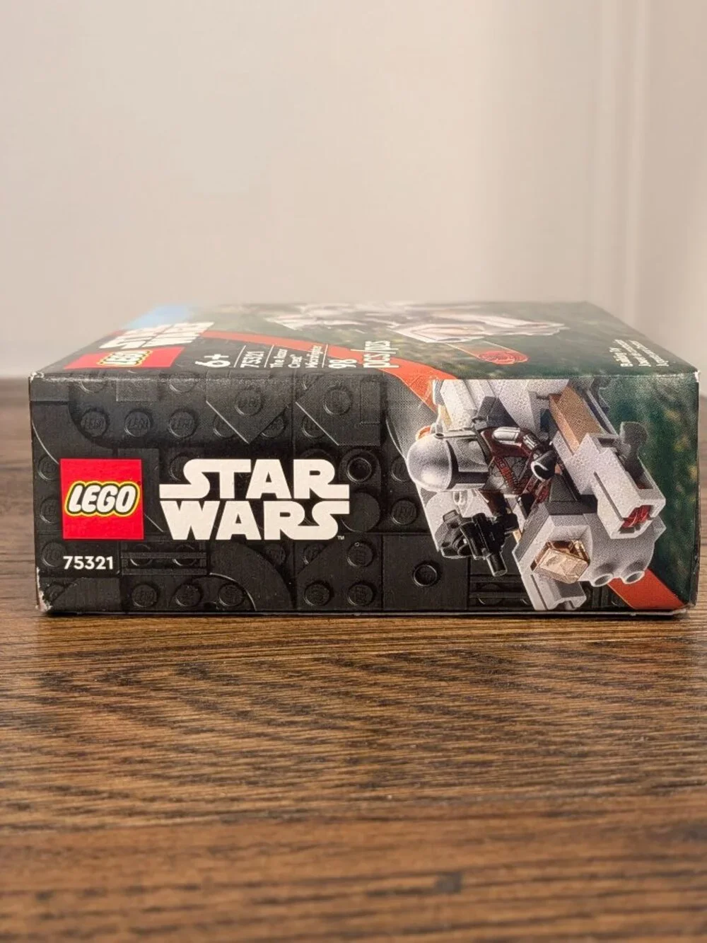 LEGO 75321 Razor Crest Microfighter - New in Box Sealed